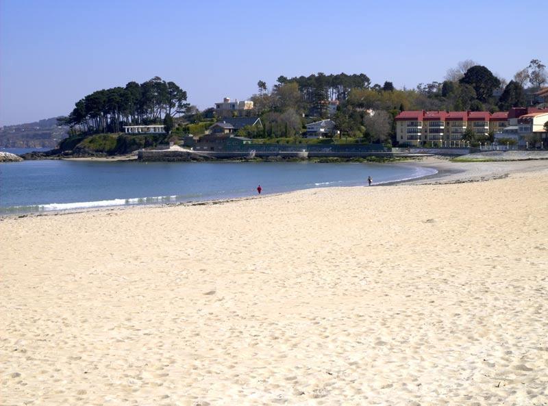 Santa Cristina Beach Oleiros Spain Esterno foto