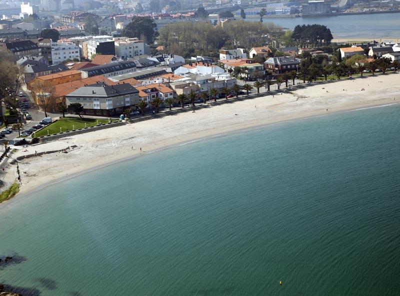 Santa Cristina Beach Oleiros Spain Esterno foto