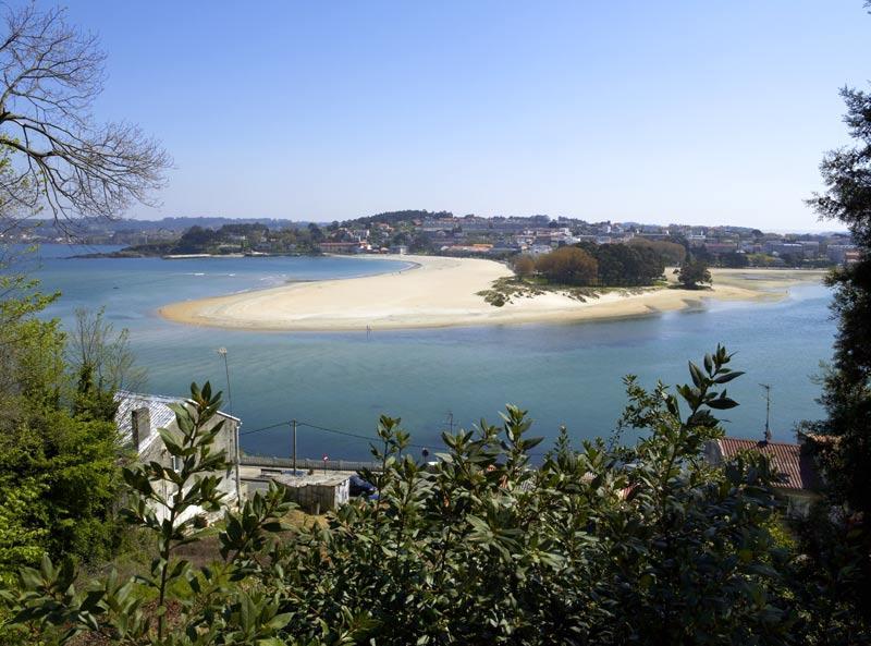 Santa Cristina Beach Oleiros Spain Esterno foto